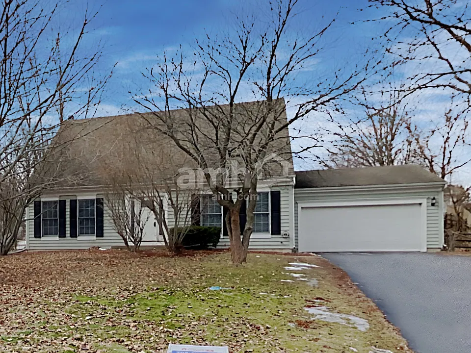 650 Maple Ct