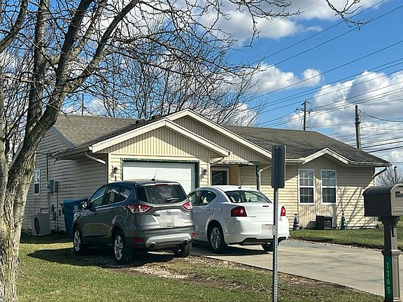 3rd image of 1745 Colonial Ln