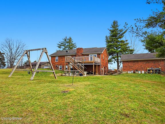 5th image of 235 Lynn Dr