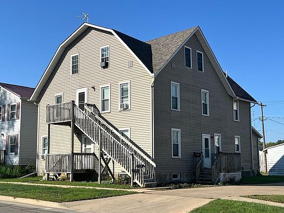 2nd image of 318 N Main St