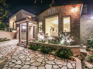 1584 Benedict Canyon Dr, Beverly Hills, CA 90210