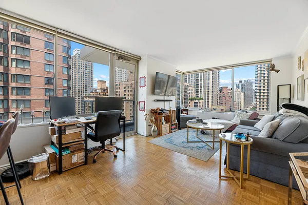 Sold by Level Group | media 8