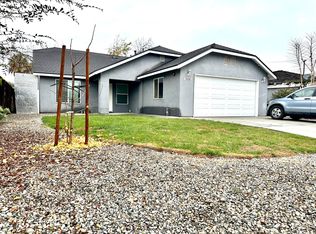 308 NE 4th Ave, Visalia, CA 93291