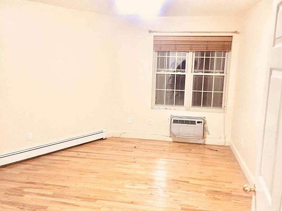 3rd image of 4515 25th Ave APT 1