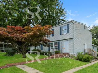 6 Ambolin Ct, Baltimore, MD 21236