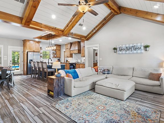 4th image of 75 Sandy Rdg