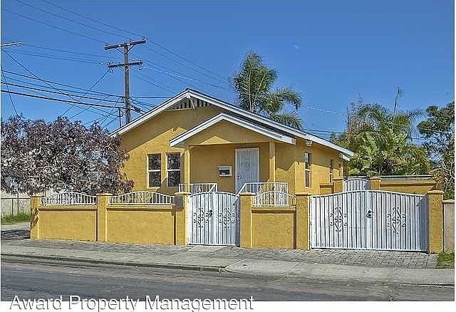 1st image of 223 32nd St