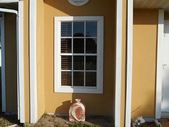5th image of 3504 SE Hyde Cir