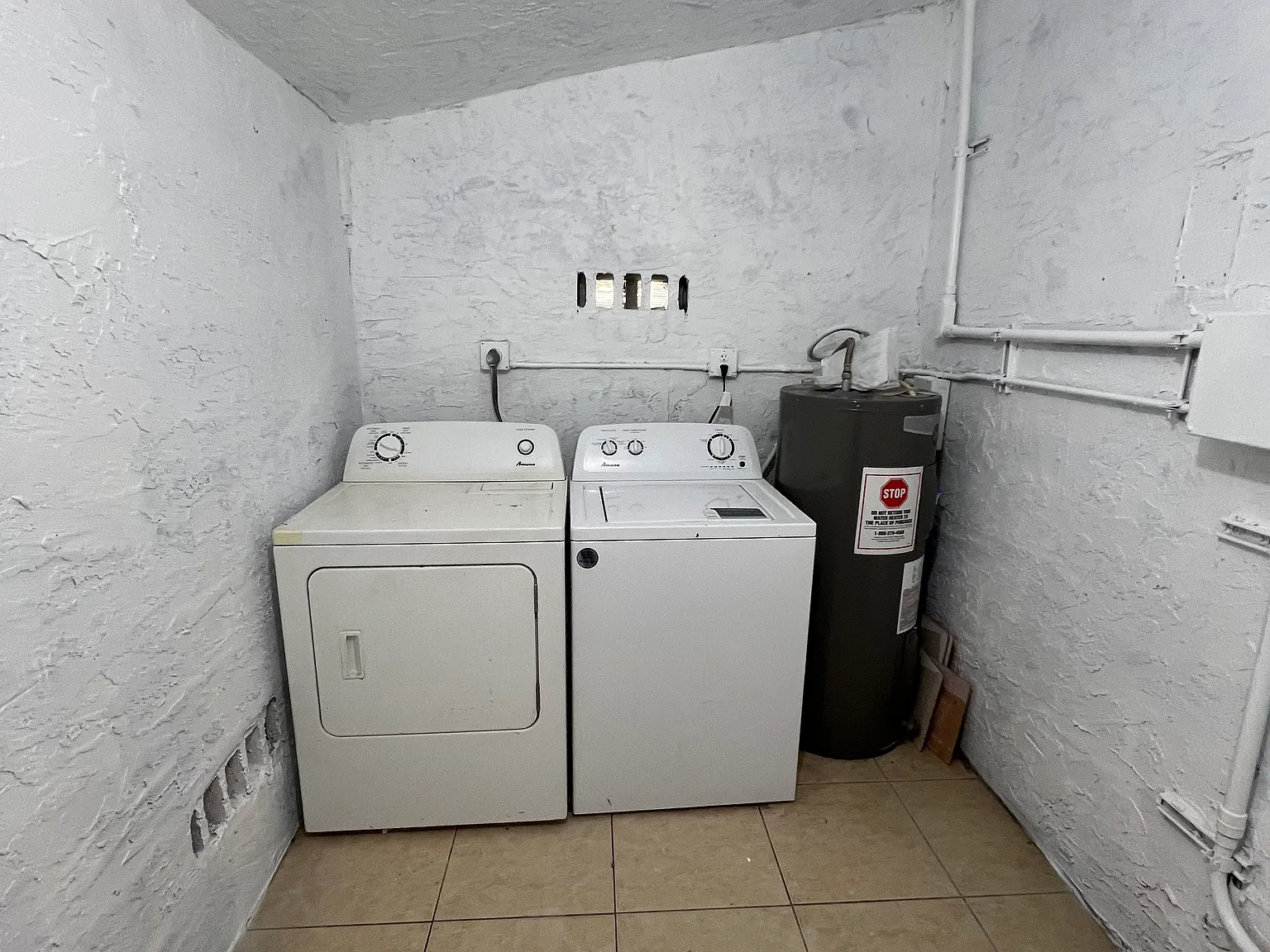 5 bed, 1060 sqft, $3,400 — Photo 4