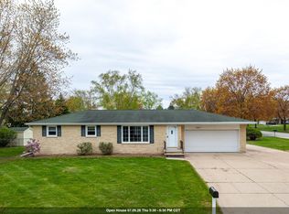 1087 Bethany Pl, Green Bay, WI 54304