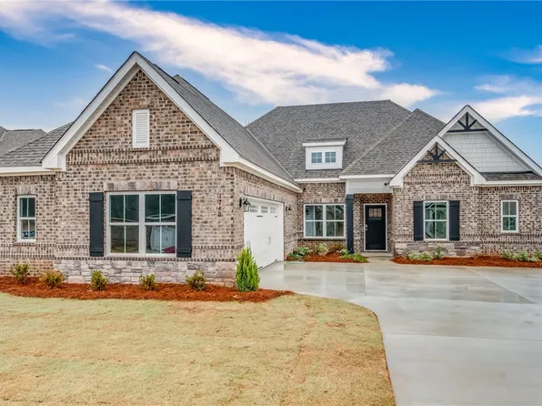 1740 Cushman Dr, Opelika, AL 36801