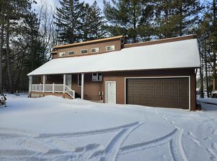 N6235 9th Ave, Plainfield, WI 54966