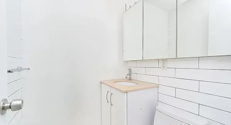 Rented by Living New York | media 22