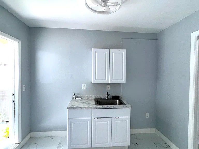 W Lake Dr — Photo 8