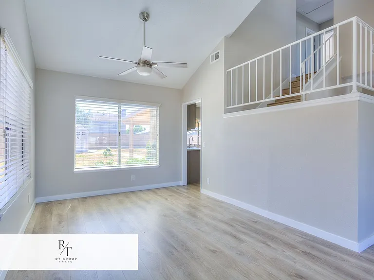 15326 Swarens Ct — Photo 9