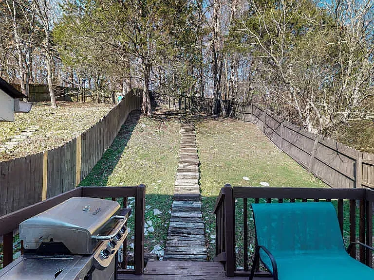 5715 Brentwood Meadows Cir — Photo 15