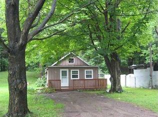 53 Cowells Beach Rd, Erie, PA 16511