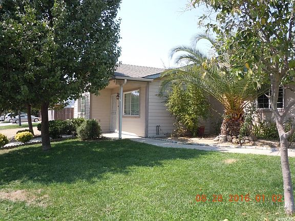 3rd image of 15426 W Timothy Ct