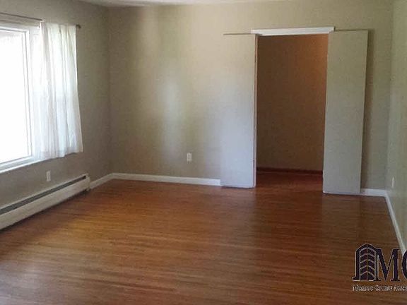 3rd image of 9821 Pamela Dr