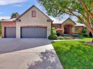 8013 W Meadow Pass Ct, Wichita, KS 67205