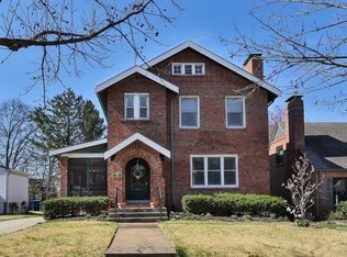 8310 Ardsley Dr, Saint Louis, MO 63121