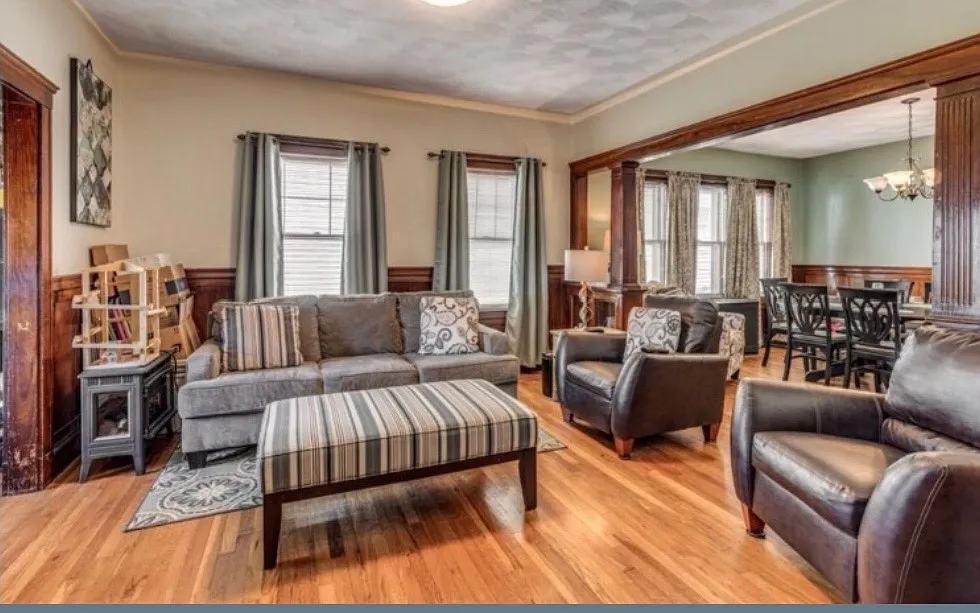 2 bed, 1200 sqft, $2,700 — Photo 2