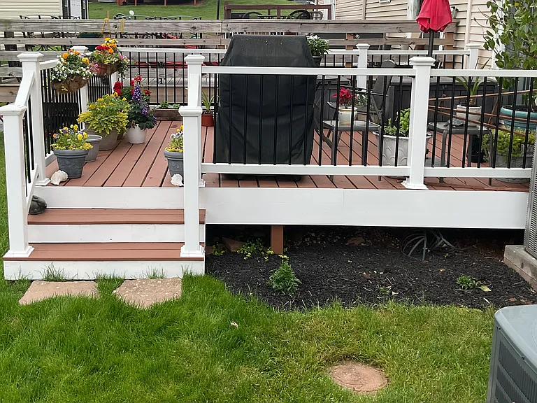 428 Jean Dr — Photo 2