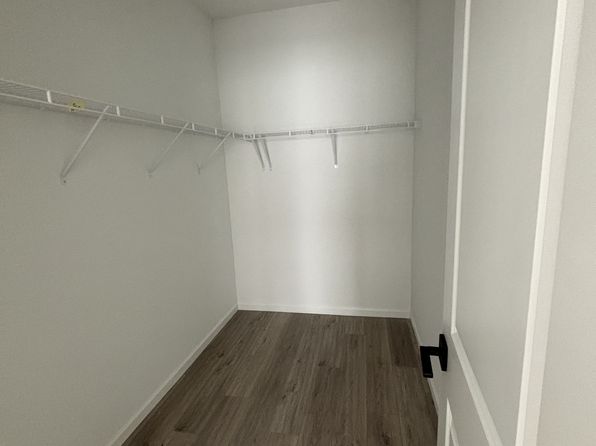 30 S 14th St #18052449