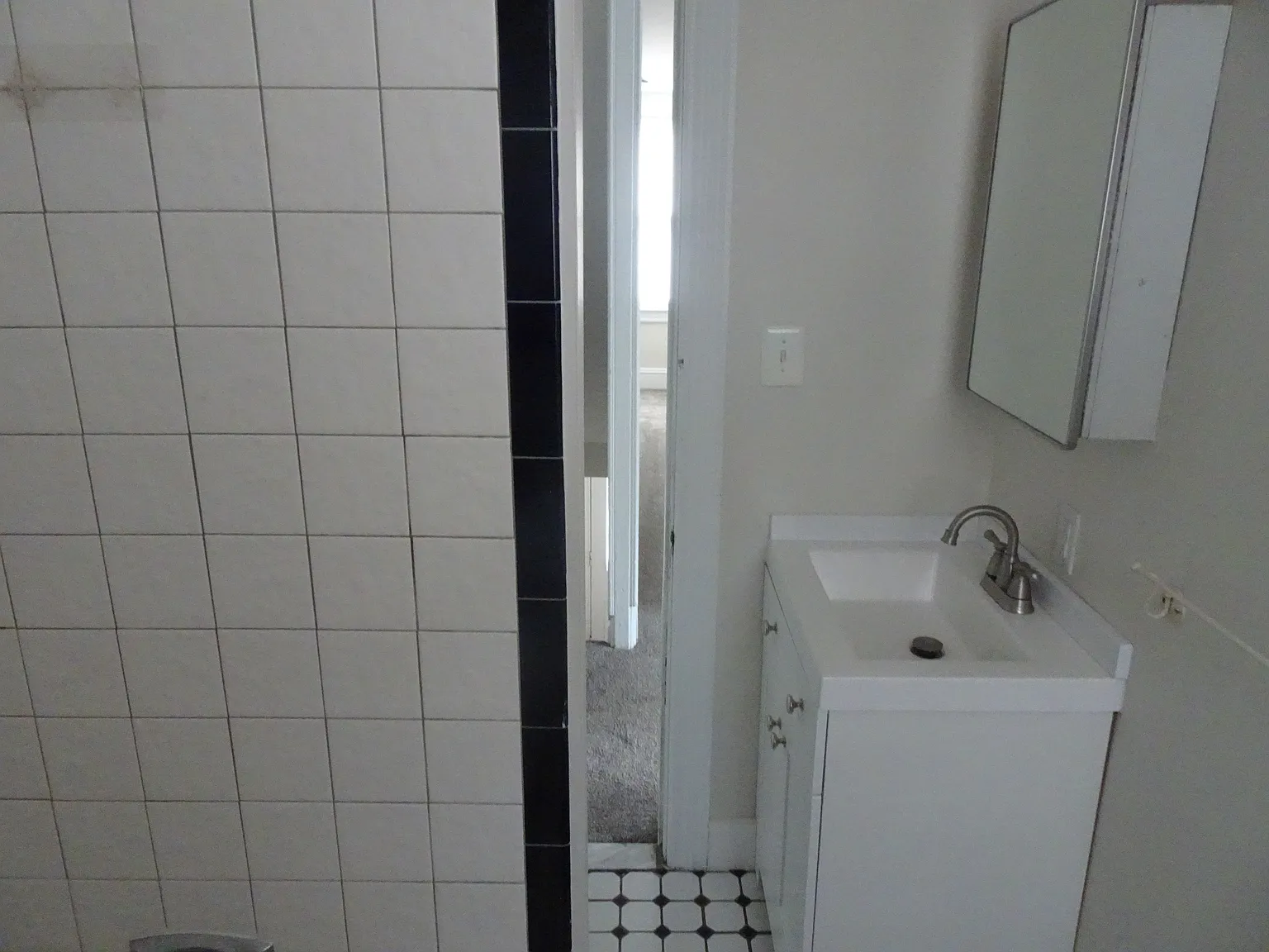 1 bed, 700 sqft, $1,325 — Photo 4