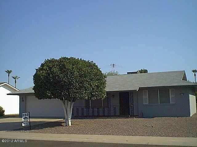 1st image of 9638 W Willowbrook Dr