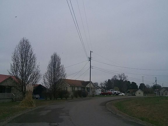 5th image of 264 E Airport Dr