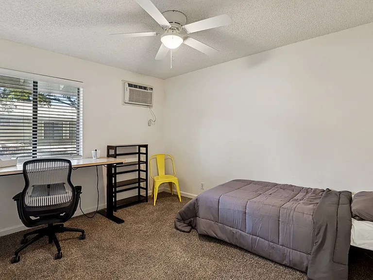 Le Tournesol Apartments — Photo 15