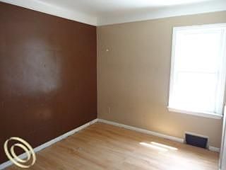 4th image of 16061 Eastburn St