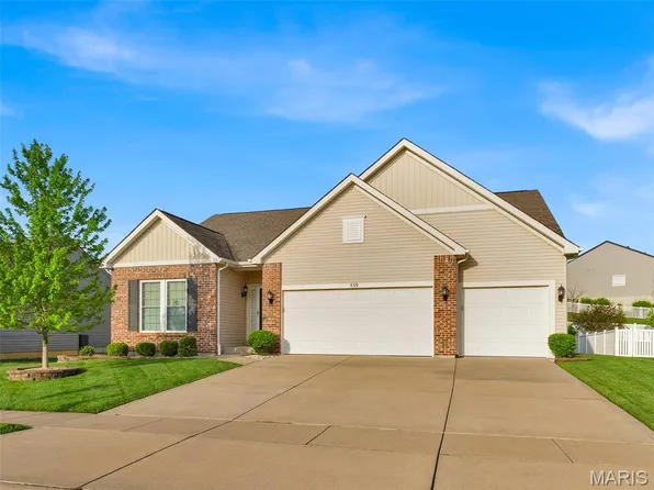 539 Crystal Stream Dr, Wentzville, MO 63385