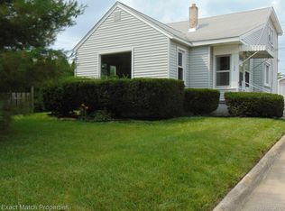 1150 Myrtle Ave, Waterford, MI 48328