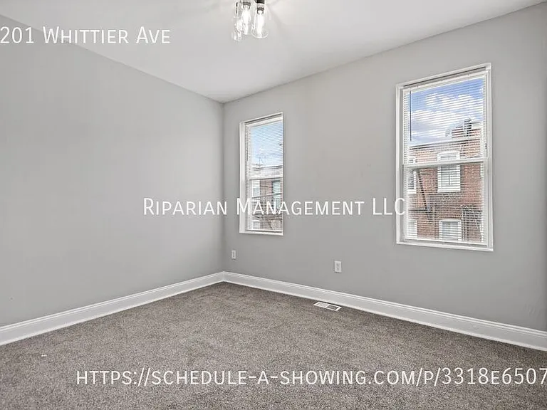 2201 Whittier Ave — Photo 15