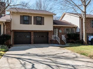 622 6th Street Cir NE, Conover, NC 28613