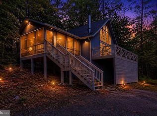 578 Walden Rd, Hedgesville, WV 25427