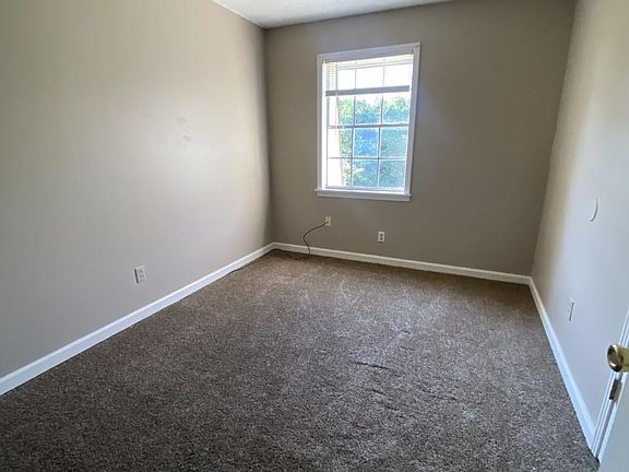 3rd image of 255 Greenway St