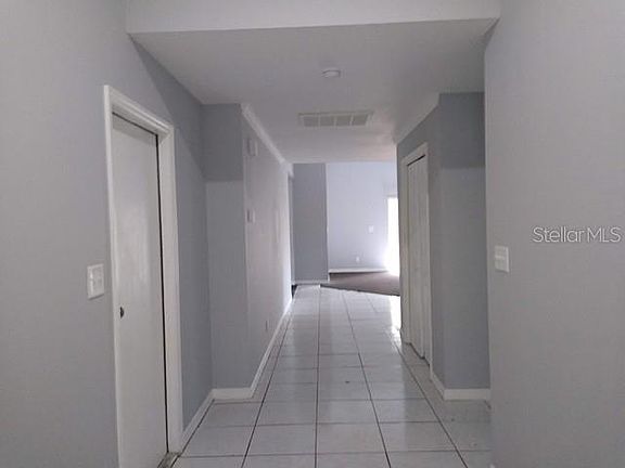 5th image of 633 27th Ave S