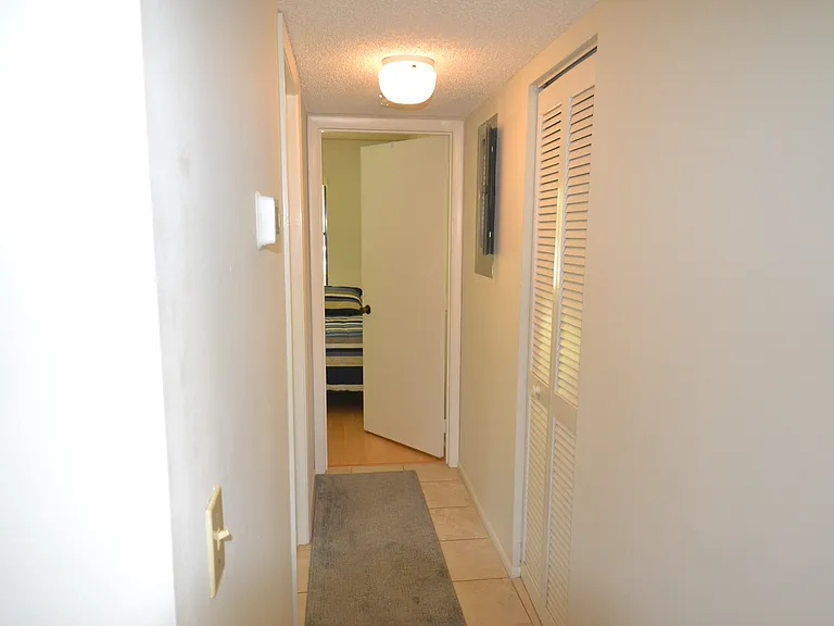 336 Woodlake Wynde — Photo 6