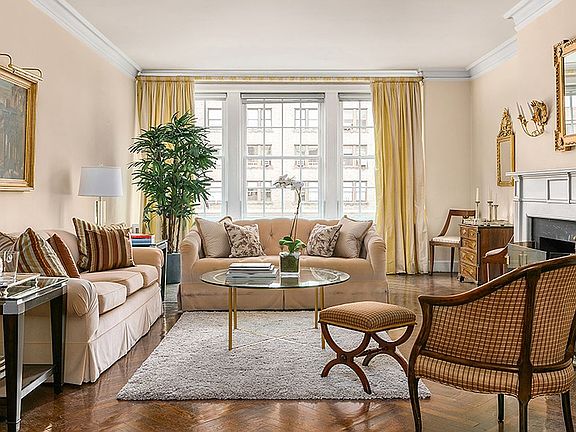 3rd image of 1088 Park Ave APT 4B