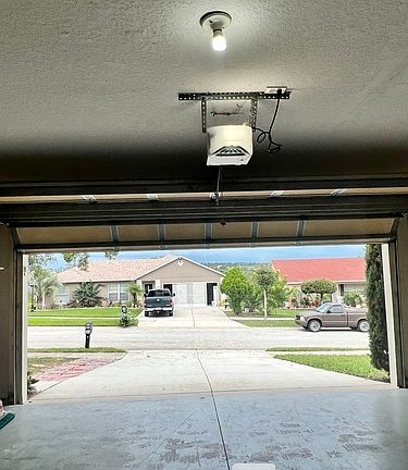 4th image of 824 Shore Breeze Way
