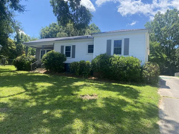 105 Hunt St, Greenwood, SC 29649