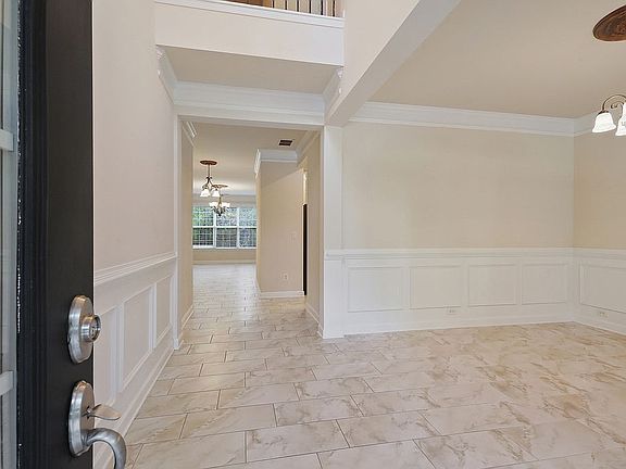 4th image of 5052 Weathervane Dr