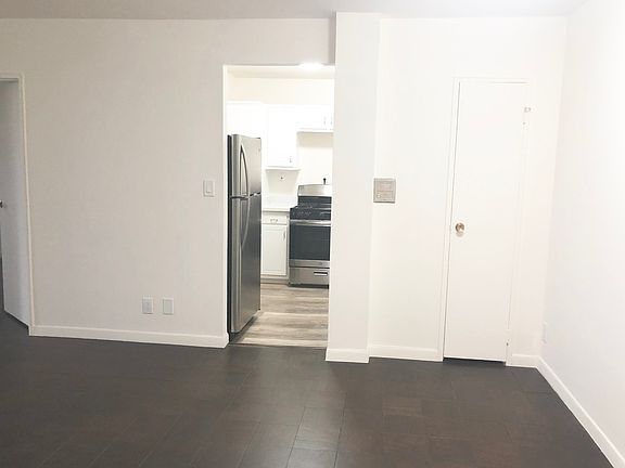 4th image of 3225 Johnson Ave APT 3E