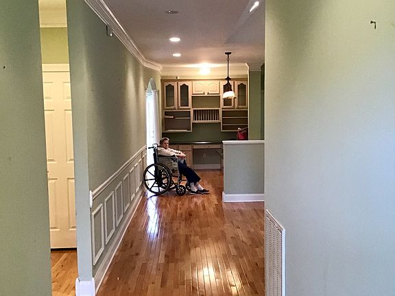 5th image of 1156 Bellingham Dr