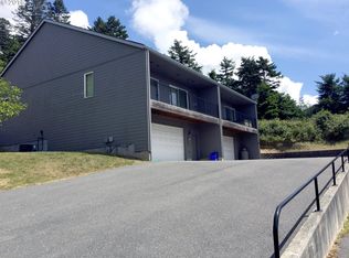 94250 8th St, Gold Beach, OR 97444