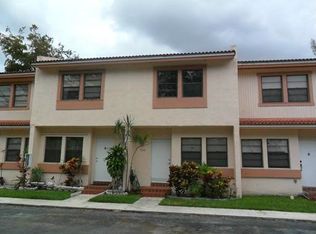 9116 NW 40th St, Coral Springs, FL 33065