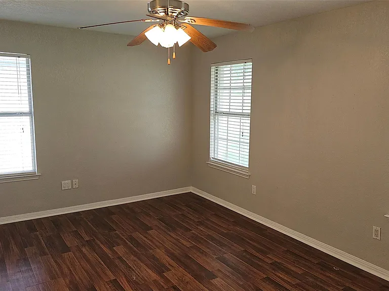 16 Brenda Ln — Photo 20